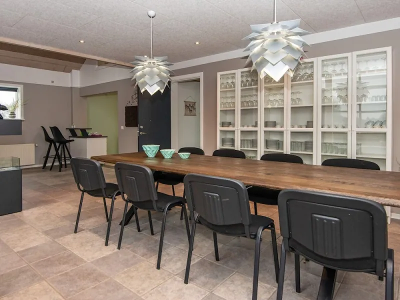Billede 22 af 4 Star Holiday Home in Henne