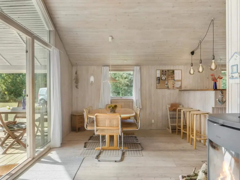 Billede 2 af 8 Person Holiday Home in Rodby