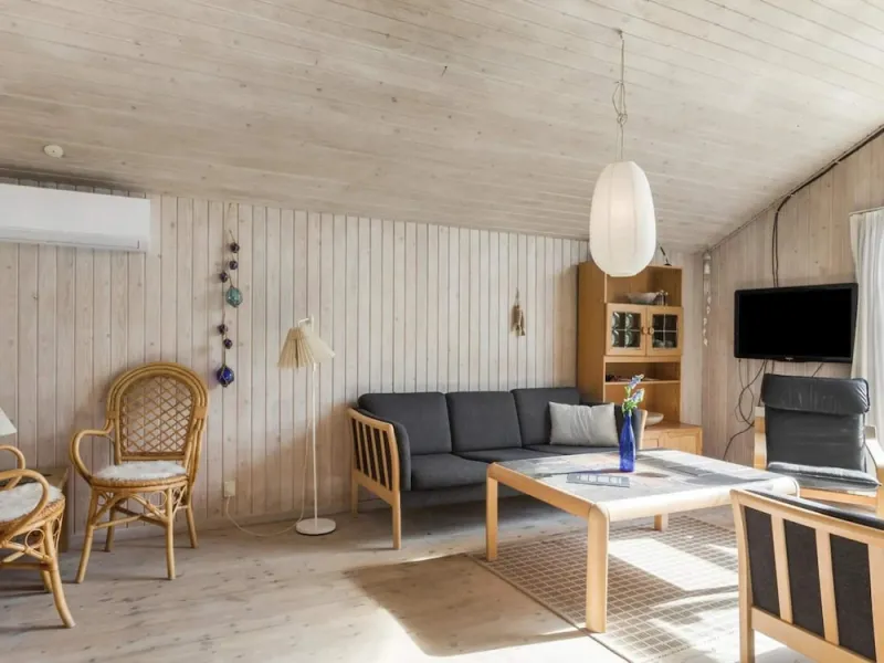 Billede 4 af 8 Person Holiday Home in Rodby
