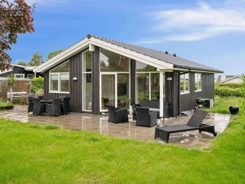 5 Star Holiday Home in Stroby