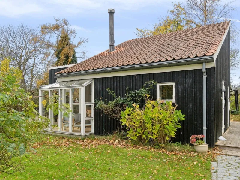 Billede 2 af 4 Star Holiday Home in Tisvildeleje