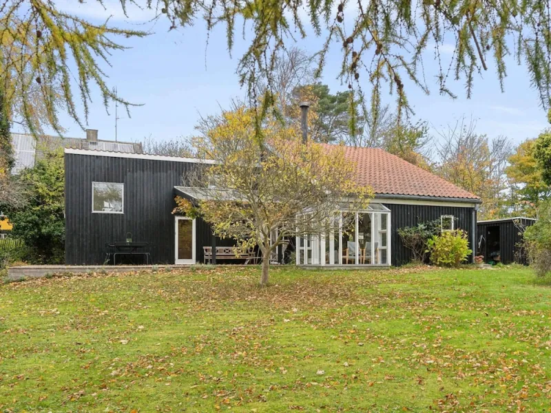 Billede 16 af 4 Star Holiday Home in Tisvildeleje