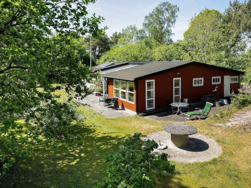 5 Star Holiday Home in Aakirkeby