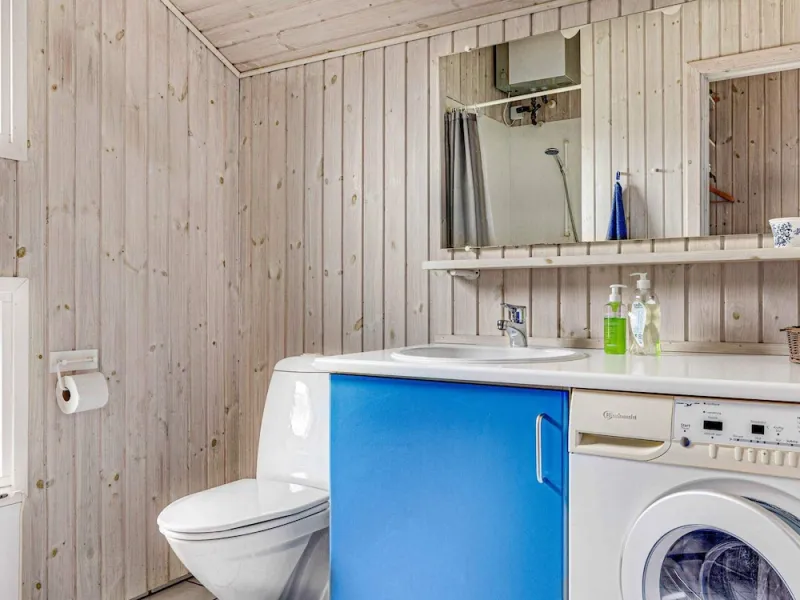 Billede 3 af 5 Star Holiday Home in Store Fuglede