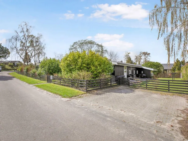 Billede 12 af 5 Star Holiday Home in Hornbaek