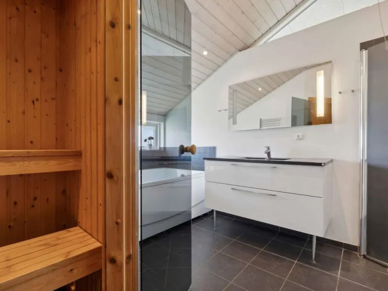 Billede 2 af 5 Star Holiday Home in Haderslev