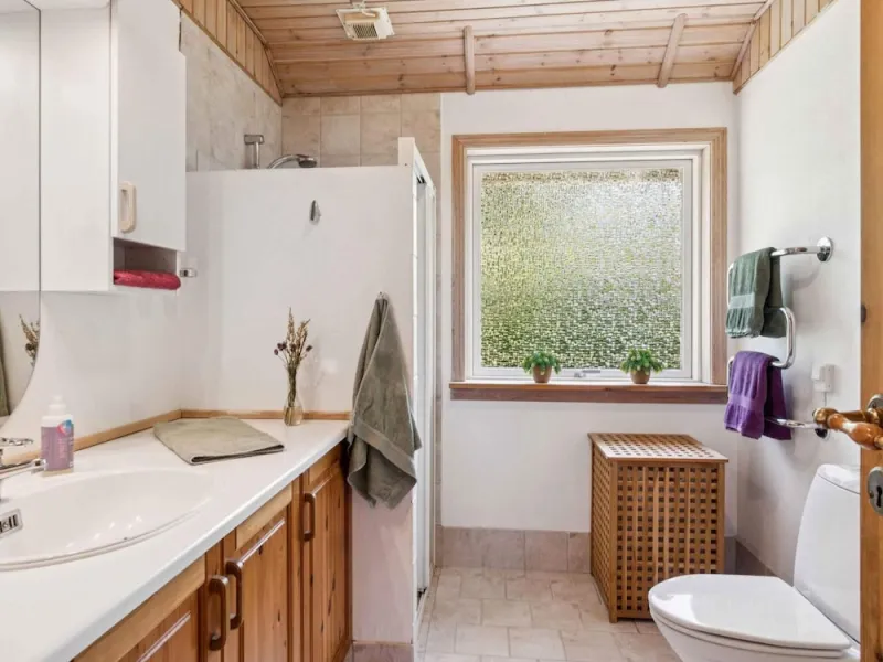 Billede 8 af 4 Star Holiday Home in Store Fuglede