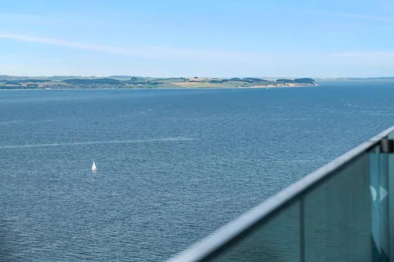 Billede 2 af 35th Floor Panorama Ocean View Apartment