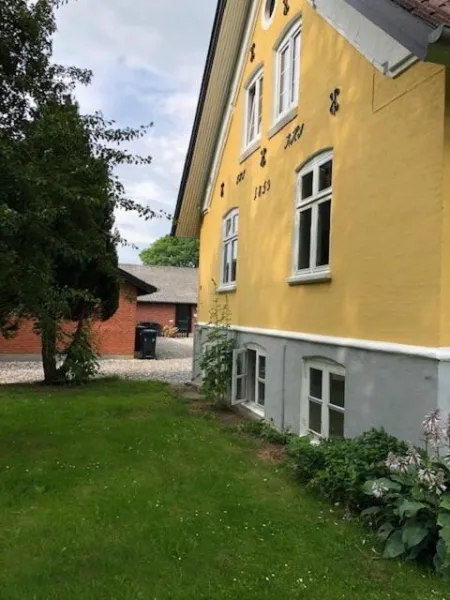 Allesø Gl. sognefoged gård photo 2