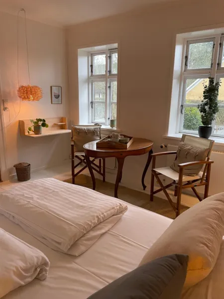 Billede 2 af Feriehus i skøn natur