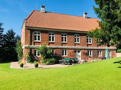 Billede 36 af 300m2 entire house with 3 bedrooms