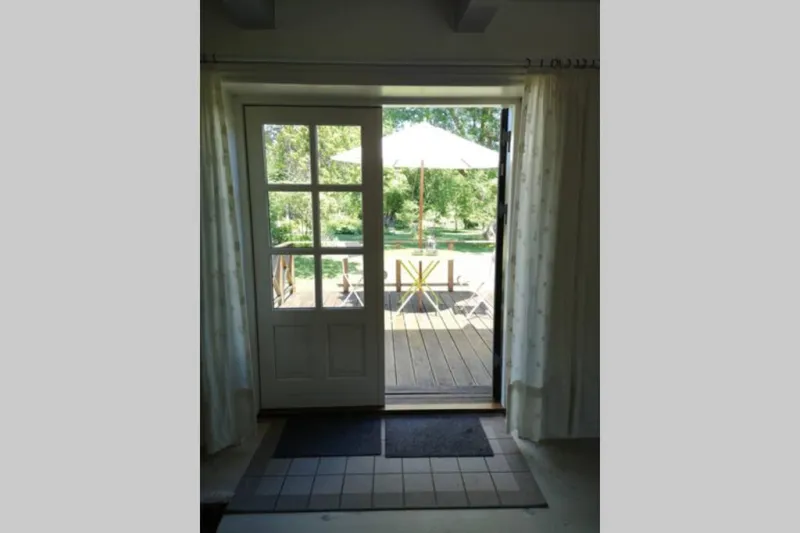 Foxhouse photo 2