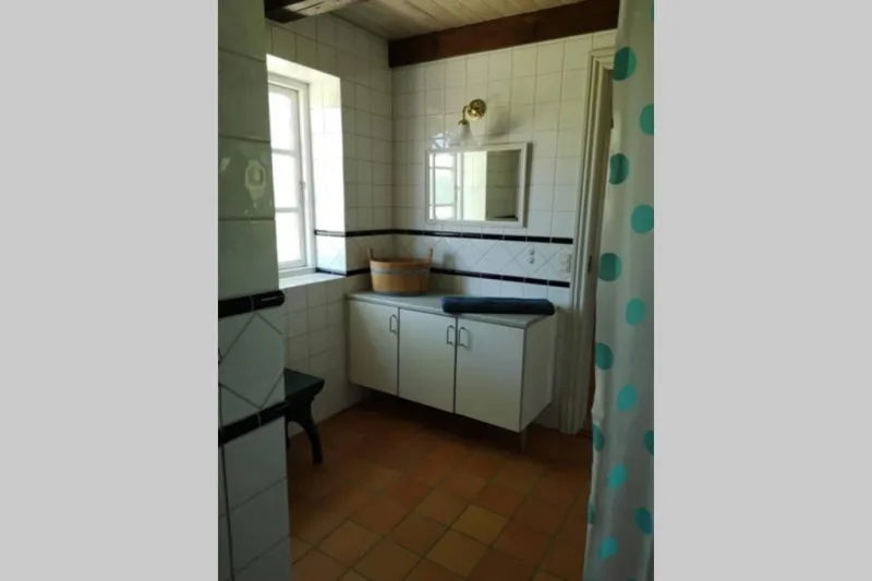 Foxhouse photo 5