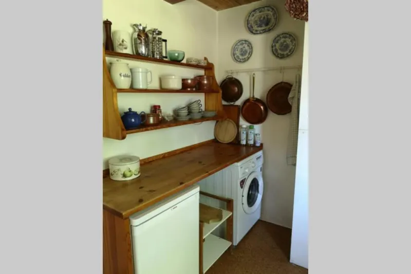 Foxhouse photo 19
