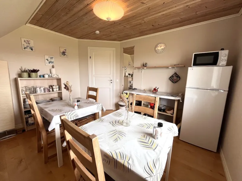 Johnnys Bed & Breakfast photo 11