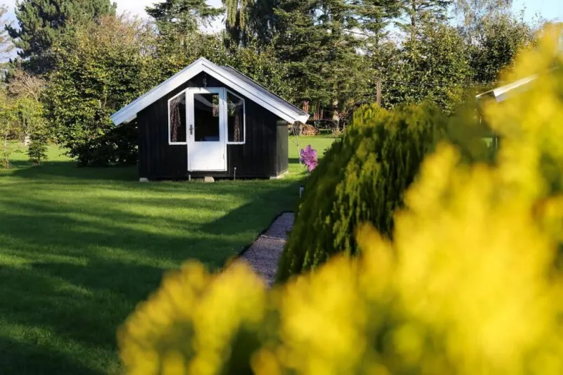 Bright summer house close to the beach and water photo 33