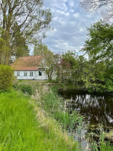 Æblehuset- landhus med fred&ro lige ved gadekæret photo 1