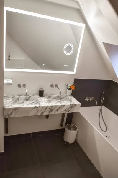 Central Penthouse with Private Rooftop Terrace photo 11