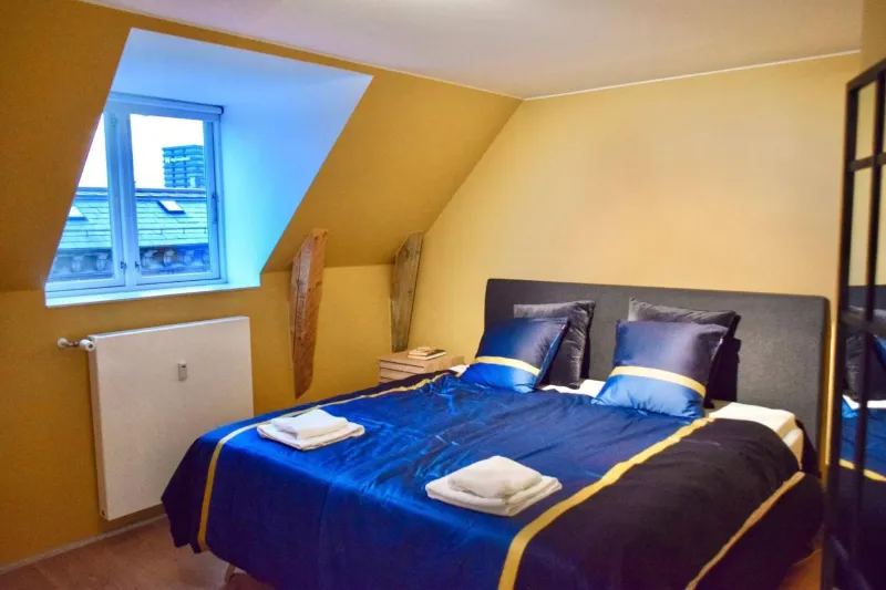 Central Penthouse with Private Rooftop Terrace photo 12