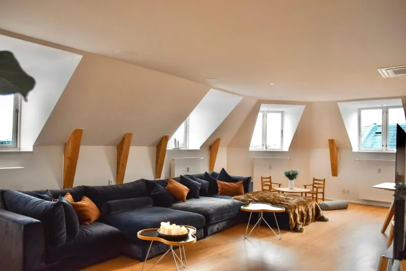 Central Penthouse with Private Rooftop Terrace photo 15