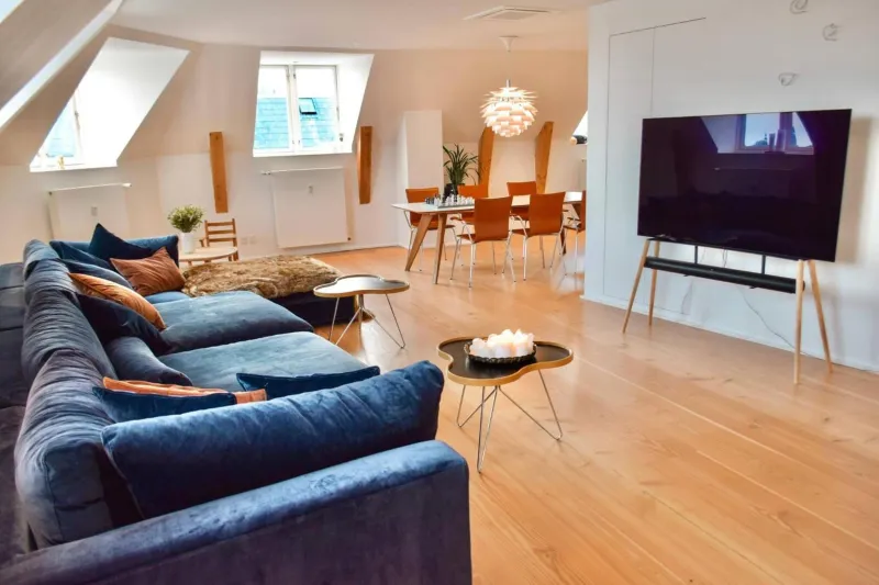 Central Penthouse with Private Rooftop Terrace photo 18