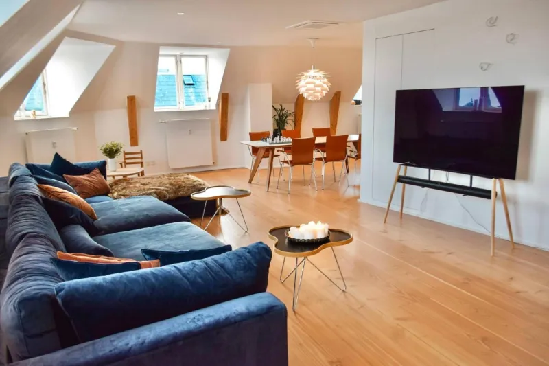 Central Penthouse with Private Rooftop Terrace photo 24