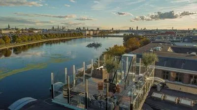 Central Penthouse with Private Rooftop Terrace photo 45