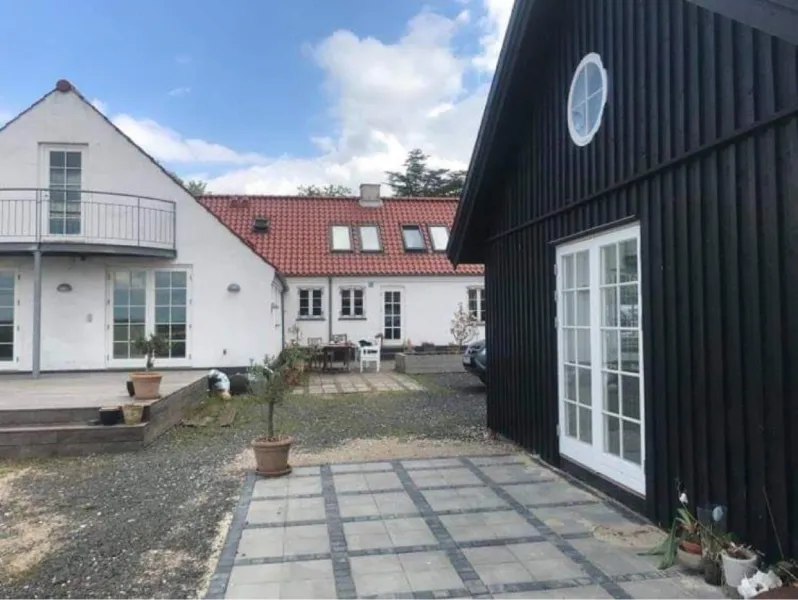Country-living with a lovely view and own terrace, entrance and parking photo 26