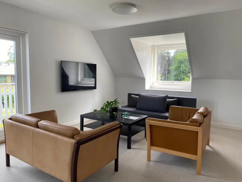 Renovated apartment photo 9