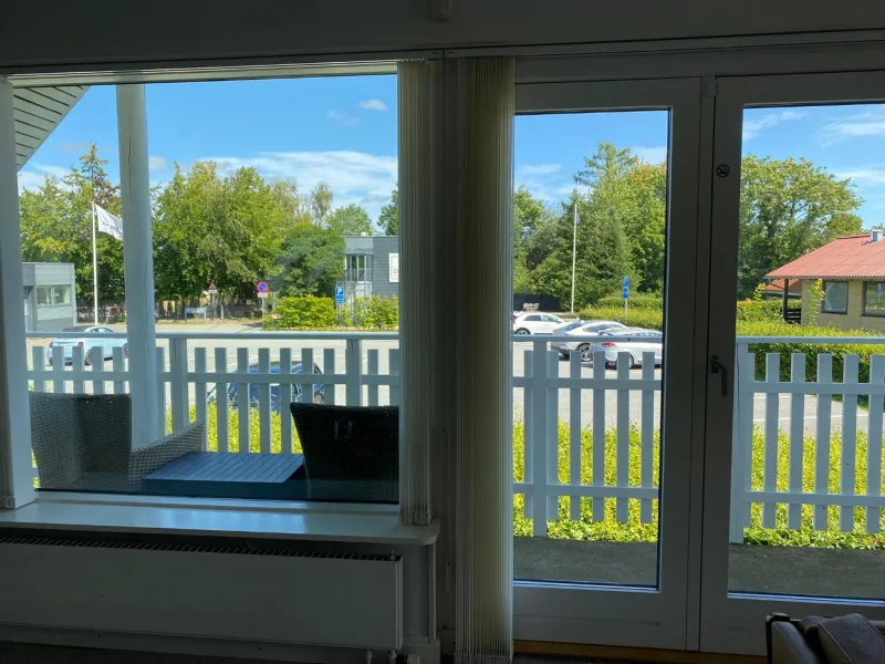 Renovated apartment photo 15