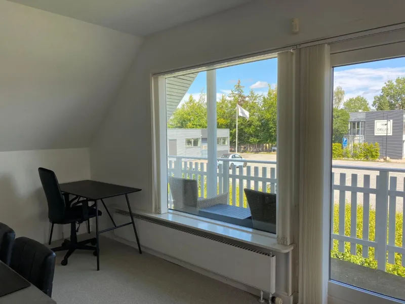 Renovated apartment photo 20