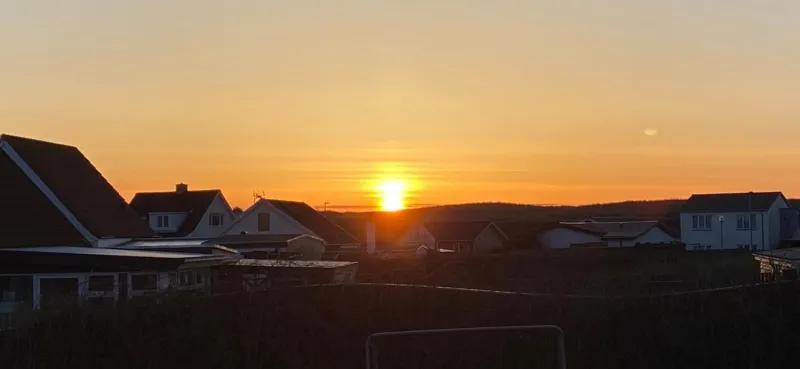 200 m til havet - fri adgang til svømmehal