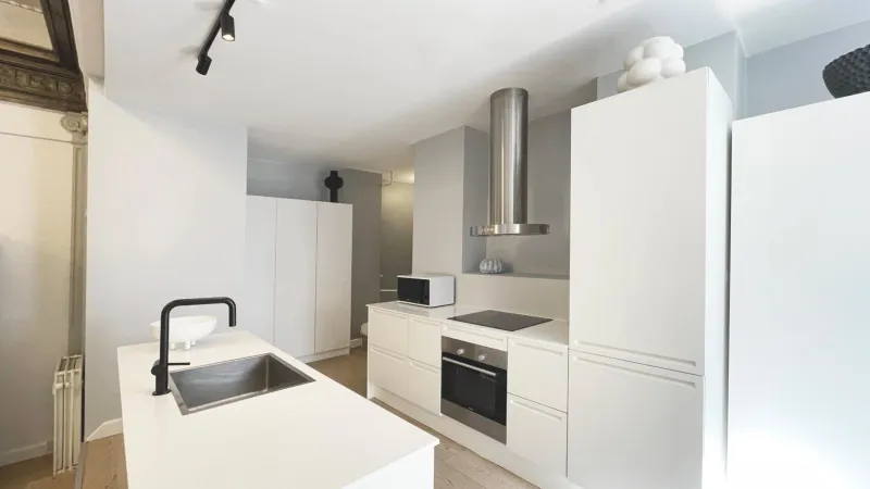 Billede 32 af Unique 3 Bedroom Apartment in Vibrant Frederiksberg