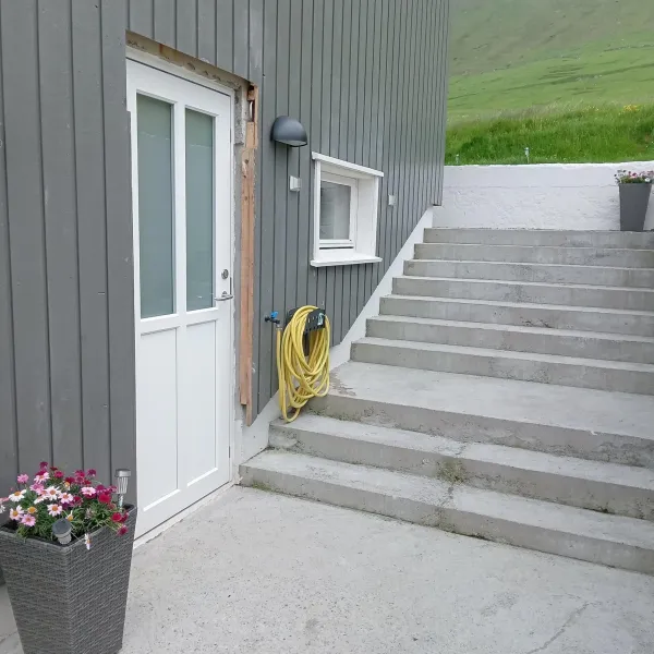 Billede 16 af Experience unique Faroe Islands holiday home by the sea with great views, fully equipped kitchen and reliable Wi-Fi