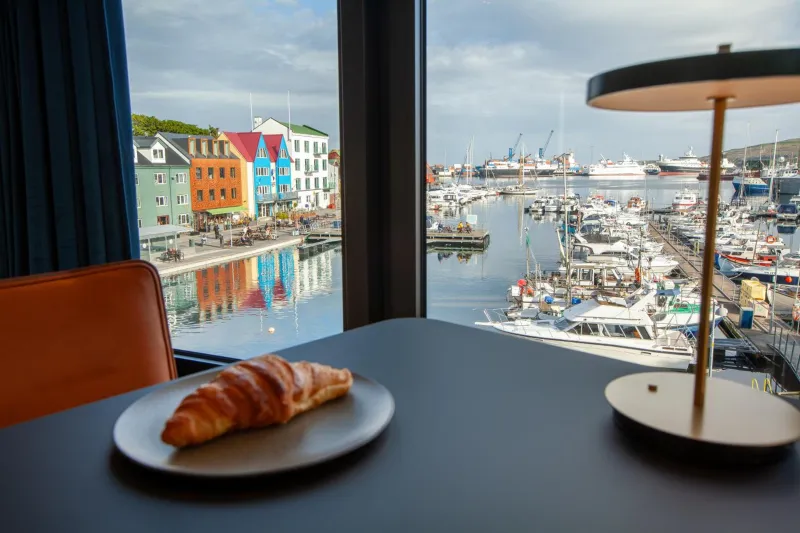 Billede 2 af Stunning Marina View - Brand New - City Center