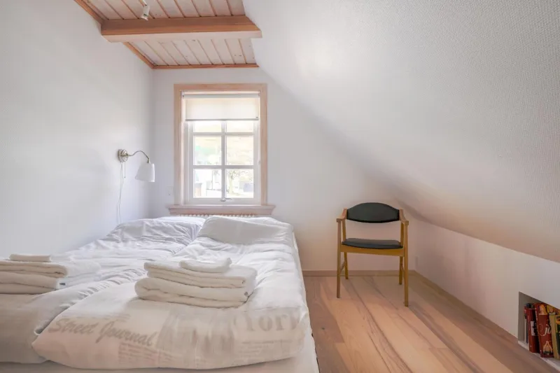 Photo 10 of Lovely 4 Bedroom House in Vestmanna