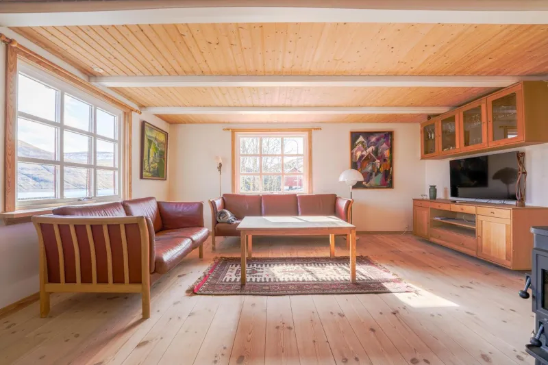 Photo 20 of Lovely 4 Bedroom House in Vestmanna