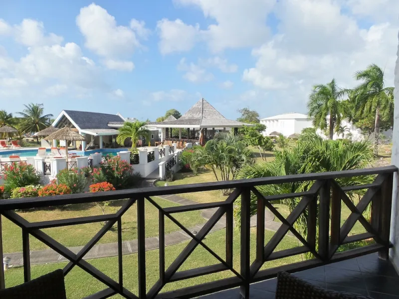 Foto 2 von Coyaba Beach Resort
