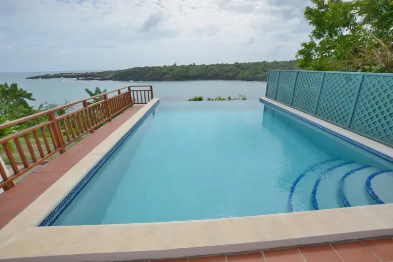 Billede 68 af Two Bays Beach Villa, Apartment, and Studios