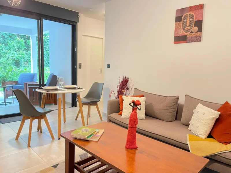 Billede 10 af Le Petit Colibri - Jardin 80m2 et espace de travail