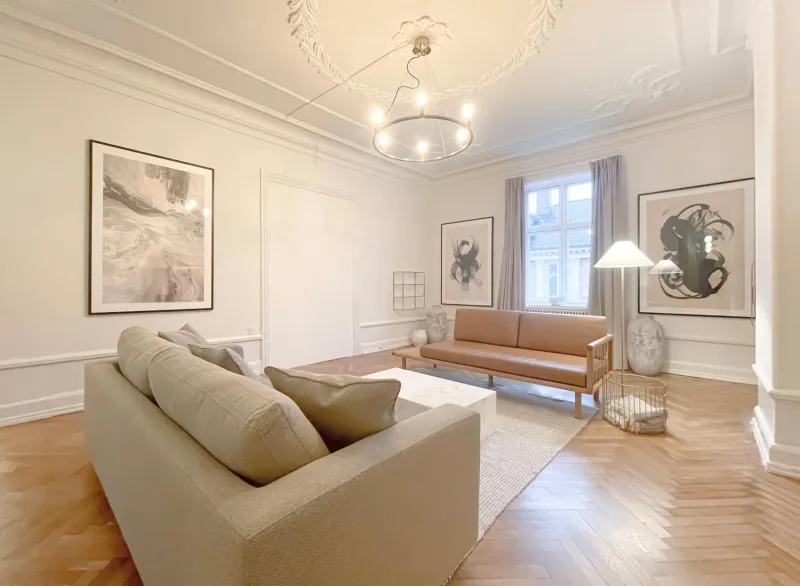 Billede 30 af Large & Modern 4 Bedroom Apartment