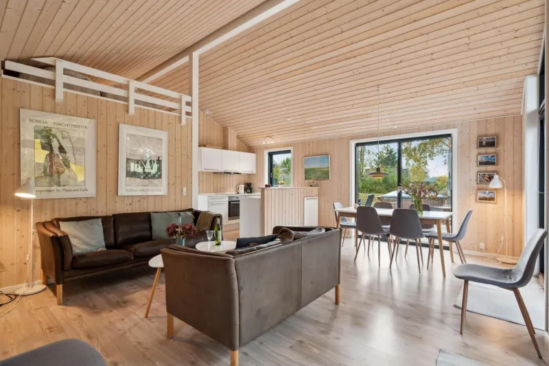 Billede 3 af Flot Og Velholdt Hus Ved Lyngsbæk Strand