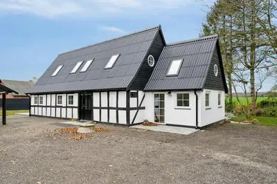 Billede 36 af Stay Comfortably In Scenic Surroundings