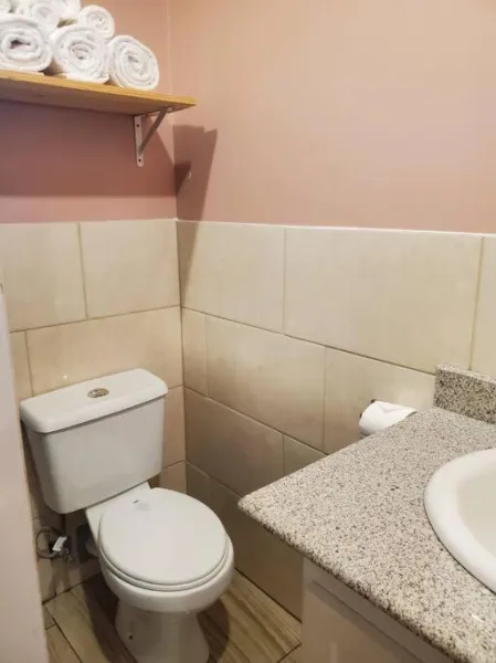 Billede 8 af Upstairs 2 Bedroom Avalon Regia Apartment