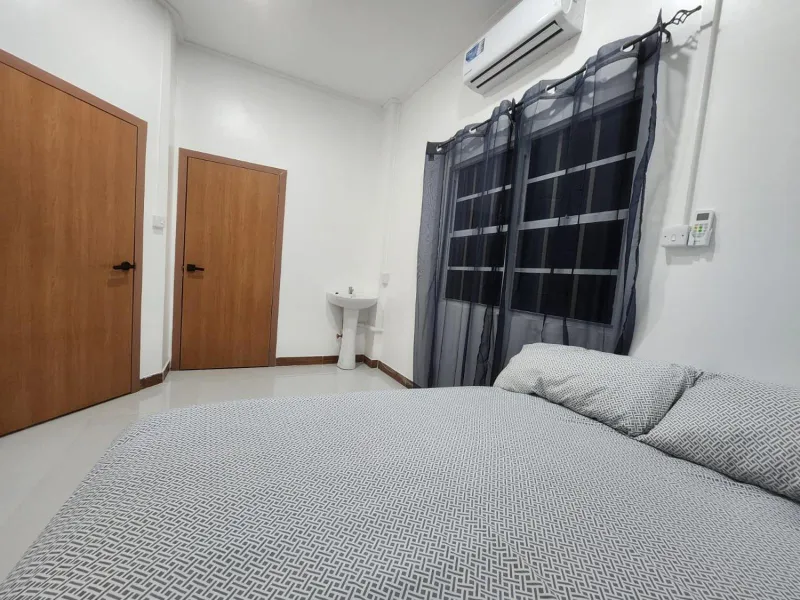 Billede 5 af 5 Bed Villa Sleeps 10 with Jacuzzi