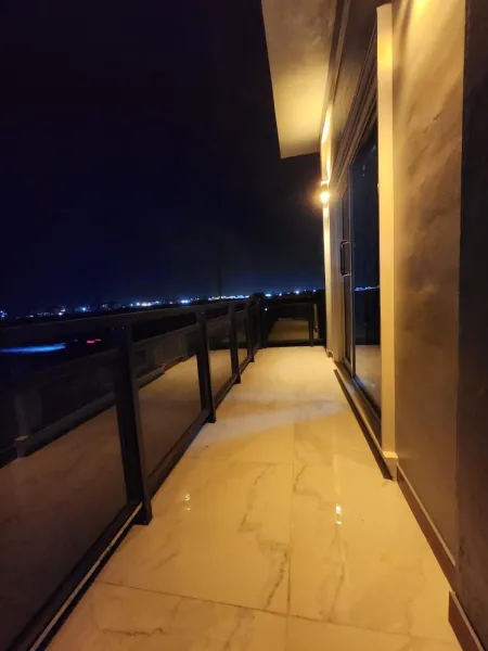 Billede 12 af 5 Bed Villa Sleeps 10 with Jacuzzi