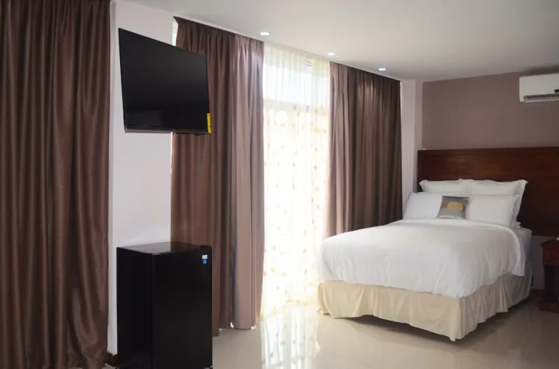 Leisure Inn
