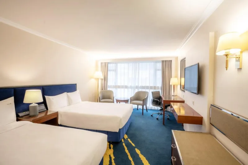 Foto 96 von Holiday Inn Golden Mile by IHG
