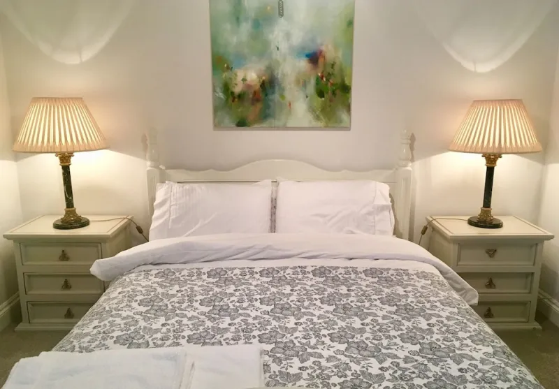 Billede 32 af Beautiful 1BR in Historic St Aubin House