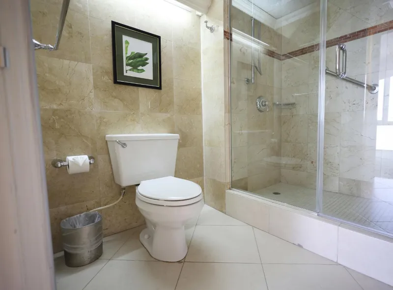 Courtleigh Hotel & Suites